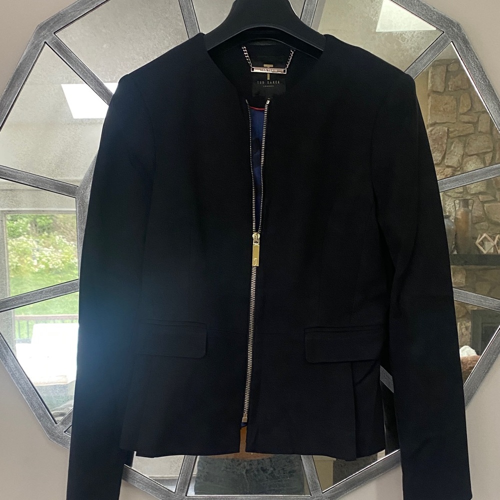 Ted Baker Black Zip-Up Jacket with gorgeous colorful jungle lining